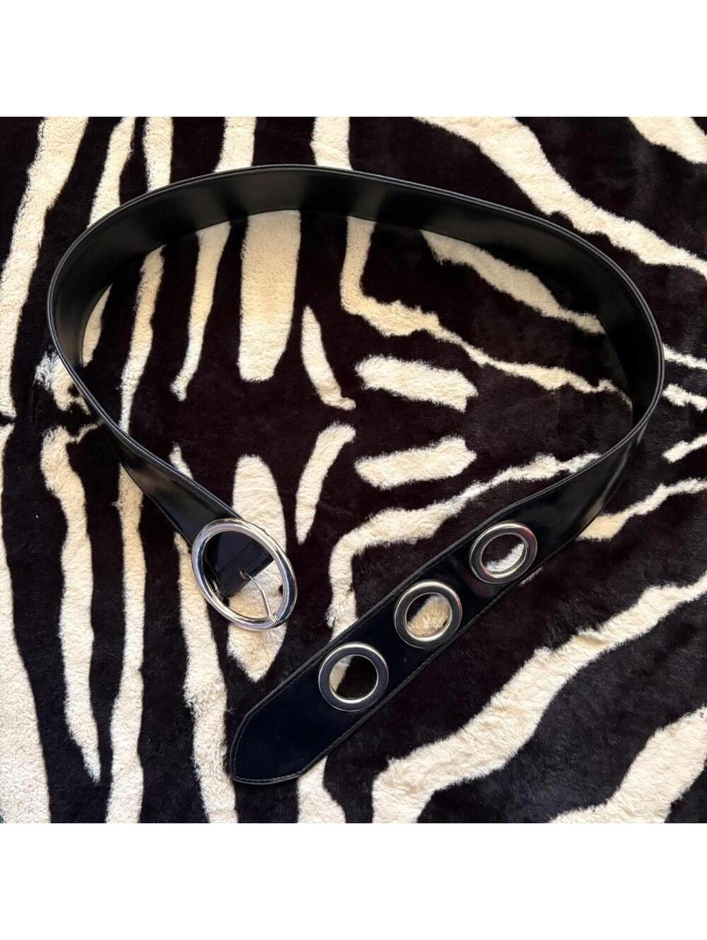 CHUNKY LEATHER BELT